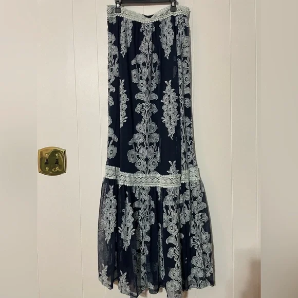 Arissa Embroidered Maxi Skirt in Navy - Picture 3 of 14